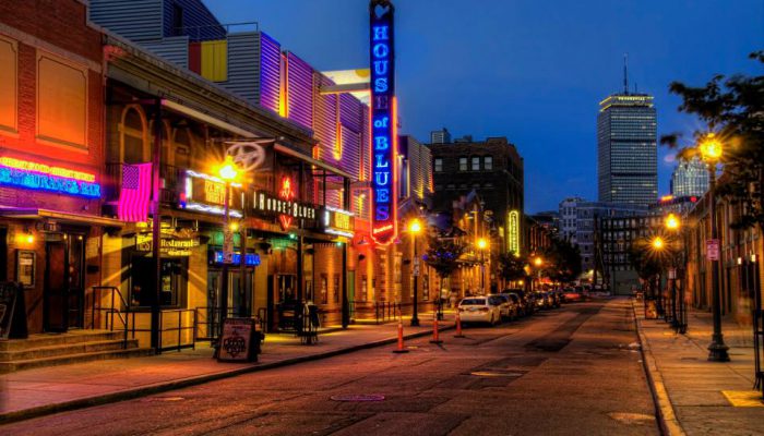Hunt’s Photo Walk: Kenmore Square & The Fenway